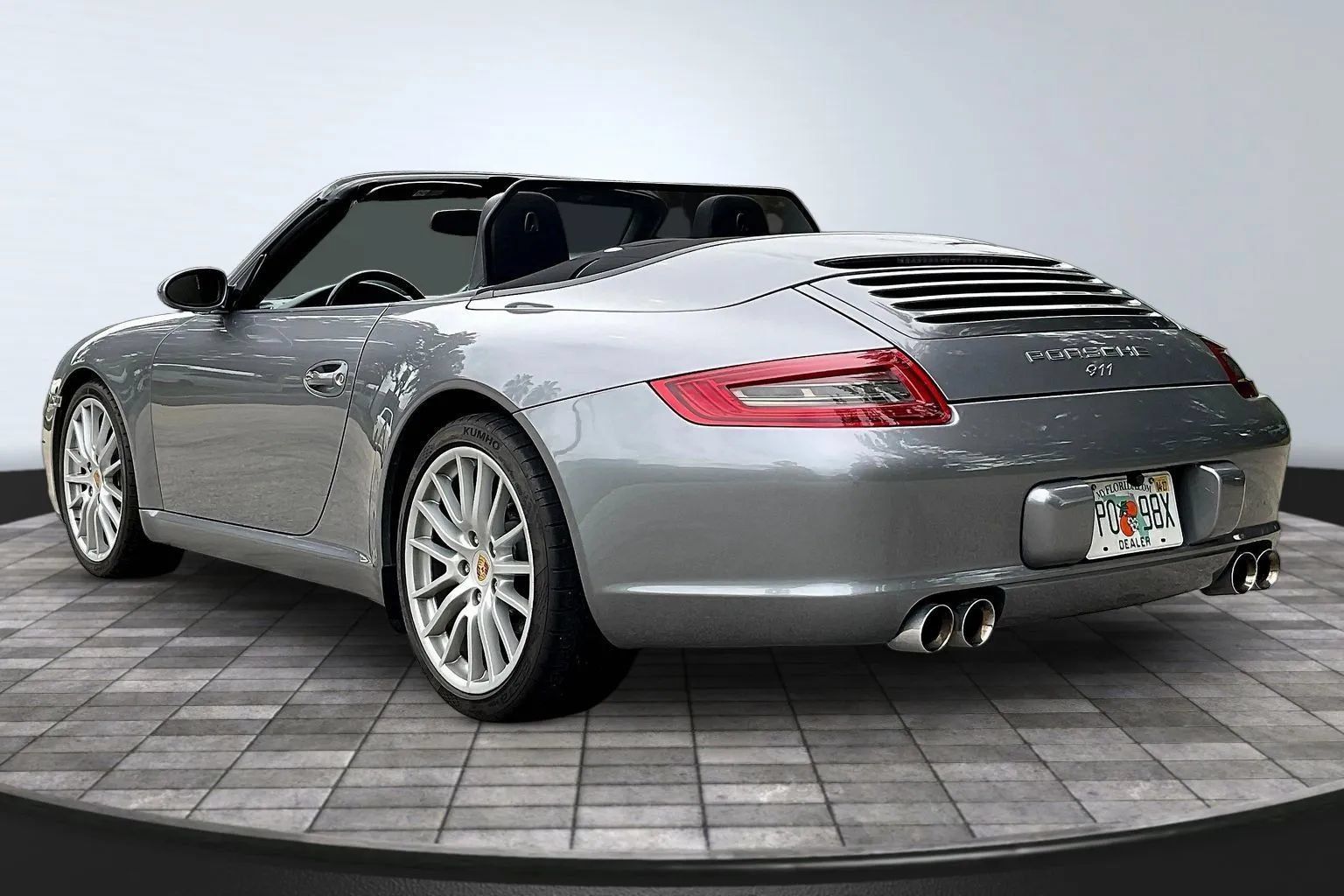 Used 2006 Porsche 911 Carrera RWD image 4
