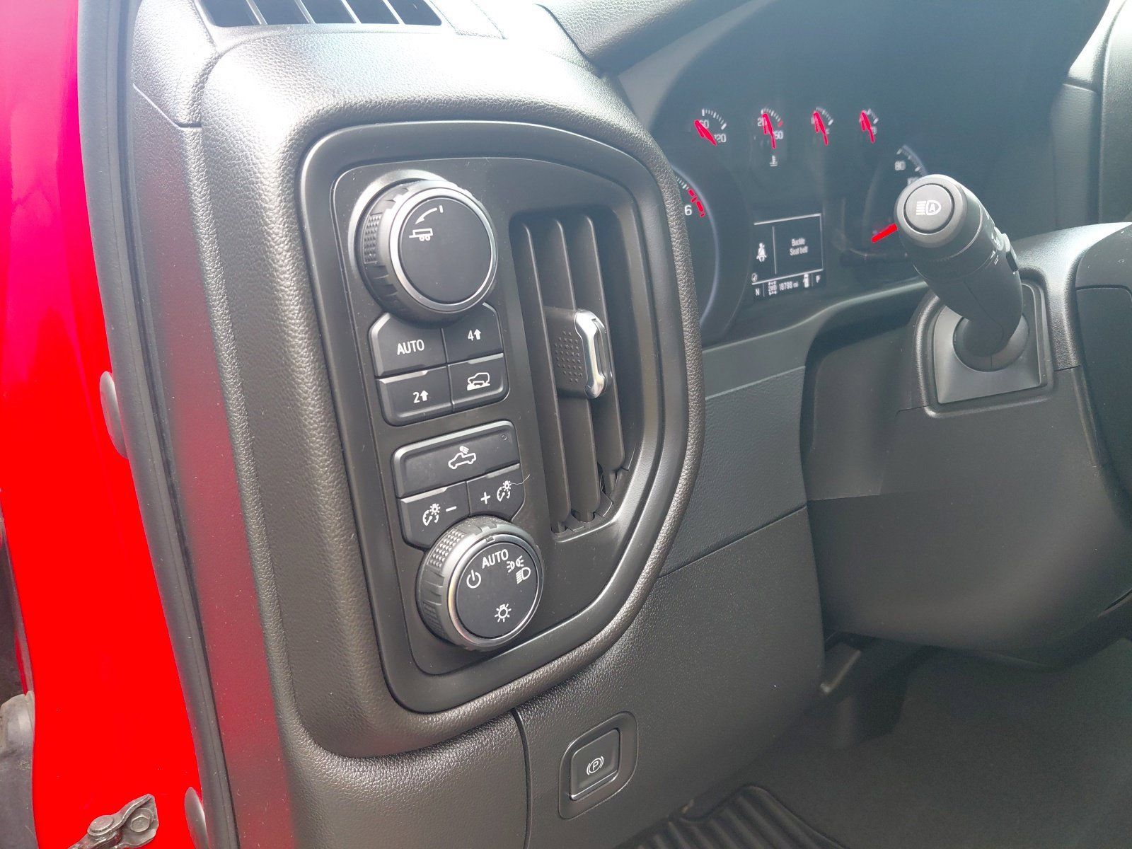 Used 2024 Chevrolet Silverado 1500 Custom w/ Rally Edition AWD/4WD image 19