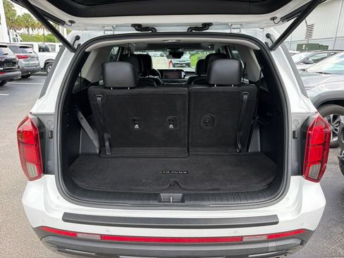 Used 2023 Hyundai Palisade XRT w/ Cargo Package FWD image 13
