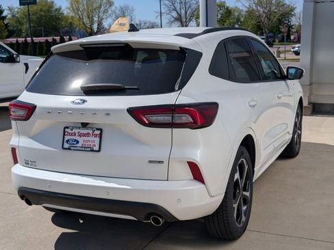 Certified 2024 Ford Escape ST-Line Elite AWD/4WD image 5