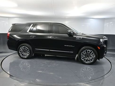 Used 2024 GMC Yukon Denali Ultimate image 4