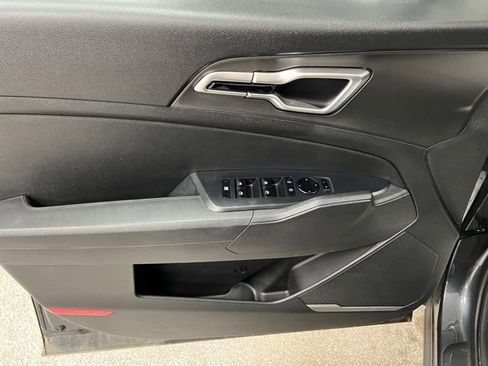 Used 2026 Kia Sportage S AWD/4WD image 23