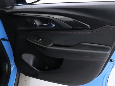 Certified 2023 Chevrolet TrailBlazer RS w/ Convenience Package image 30