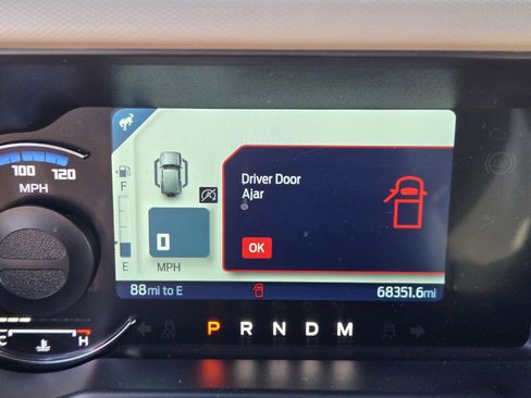 Used 2021 Ford Bronco Wildtrak image 19