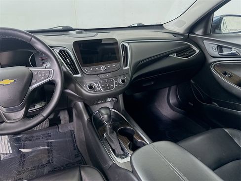 Used 2024 Chevrolet Malibu LT image 19