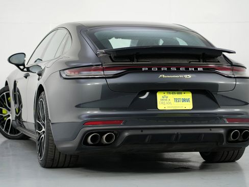 Used 2021 Porsche Panamera 4S w/ Premium Package image 6