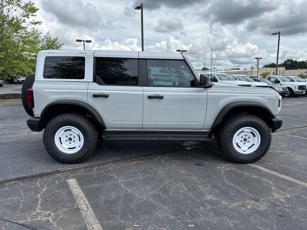 New 2026 Ford Bronco Heritage Edition AWD/4WD image 4