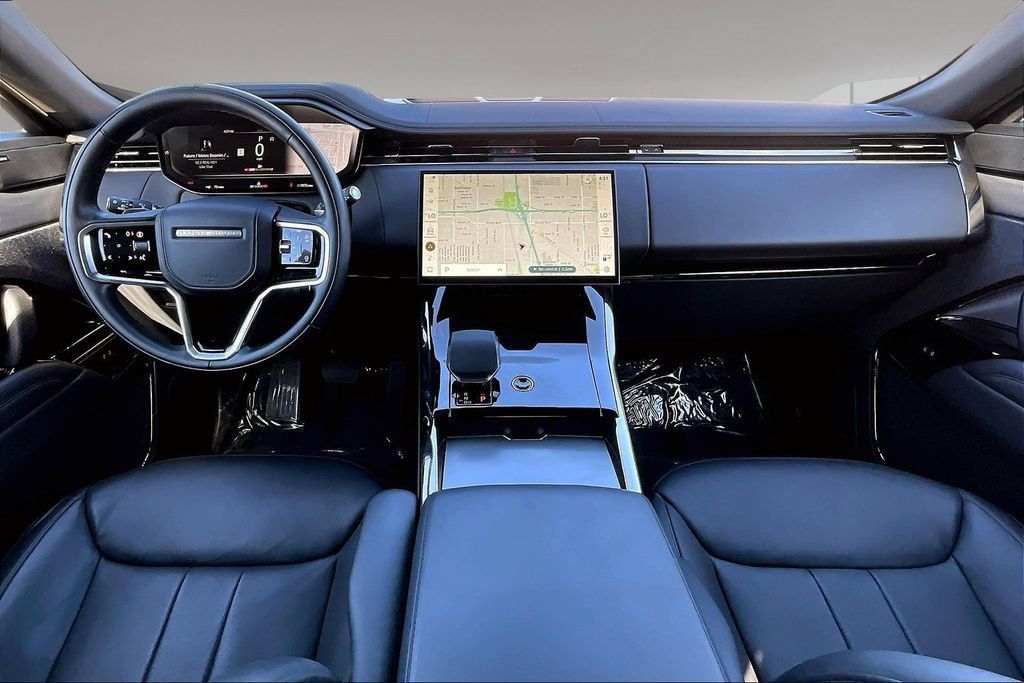 Certified 2025 Land Rover Range Rover Sport SE AWD/4WD image 7