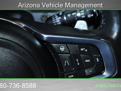 Used 2020 Jaguar F-PACE S AWD/4WD image 36