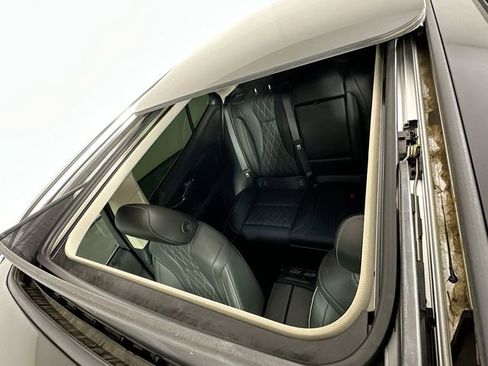 Used 2023 Buick Envision Avenir image 21