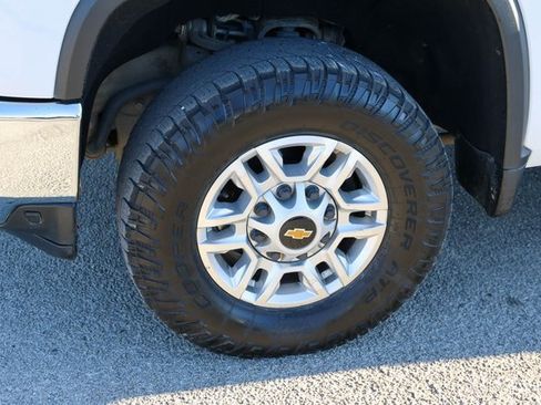 Used 2022 Chevrolet Silverado 2500 LT image 7