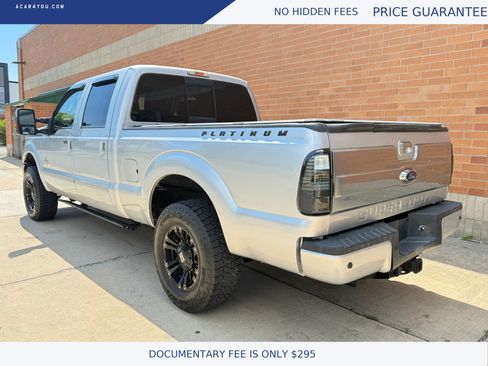 Used 2015 Ford F250 Platinum w/ FX4 Off-Road Package AWD/4WD image 4