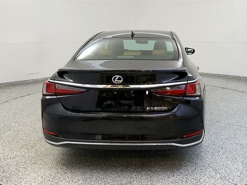 Used 2020 Lexus ES 300h w/ Premium Package FWD image 6