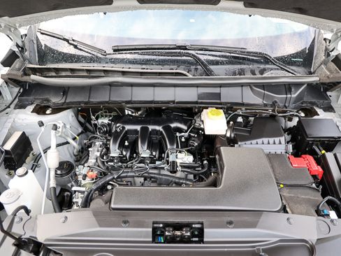 Used 2025 Nissan Pathfinder SL AWD/4WD image 15