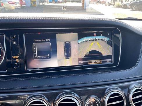 Used 2015 Mercedes-Benz S 550 Sedan image 19