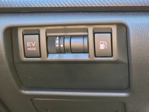 New 2026 Subaru Crosstrek 2.5i Limited w/ Crosstrek Mirror Package AWD/4WD image 40