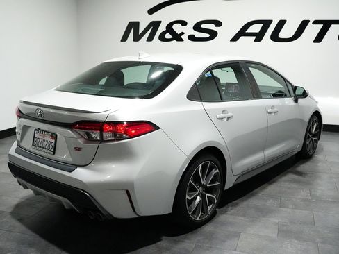 Used 2021 Toyota Corolla SE image 9