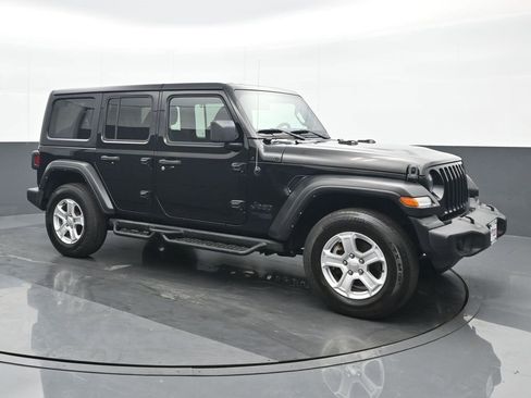 Used 2021 Jeep Wrangler Unlimited Sport image 9