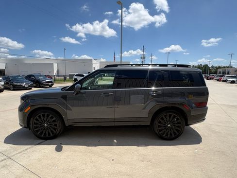Used 2025 Hyundai Santa Fe Calligraphy FWD image 5