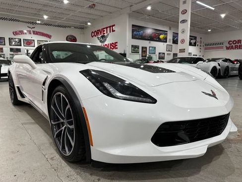 Used 2017 Chevrolet Corvette Grand Sport RWD image 5