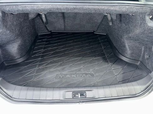 Used 2021 Nissan Maxima SR FWD image 29
