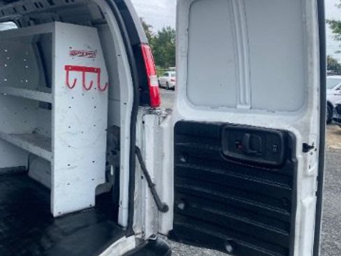 Used 2023 Chevrolet Express 2500 RWD image 11
