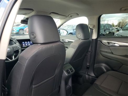 Used 2022 Buick Envision Preferred w/ Safety Package image 9