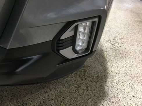 Used 2022 GMC Canyon Elevation w/ Trailering Package image 7