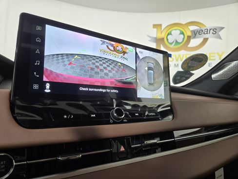 New 2025 Mitsubishi Outlander SEL image 21