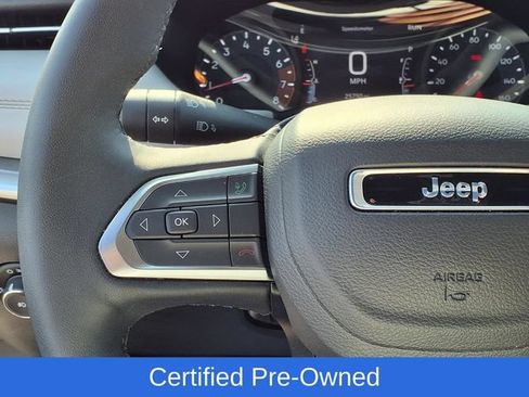 Certified 2025 Jeep Compass Limited AWD/4WD image 5