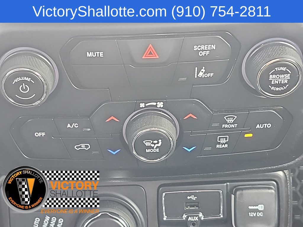 Certified 2023 Jeep Renegade Latitude AWD/4WD image 10