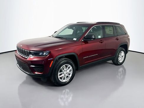 New 2026 Jeep Grand Cherokee Laredo X RWD image 3