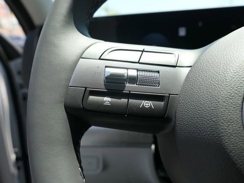 New 2025 Hyundai Kona SEL image 40