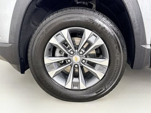 Used 2025 Chevrolet Equinox LT FWD image 31