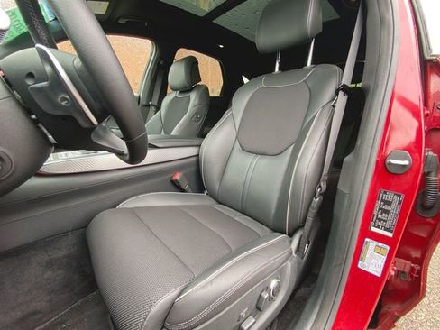 Used 2024 Genesis GV70 3.5T Sport AWD/4WD image 20