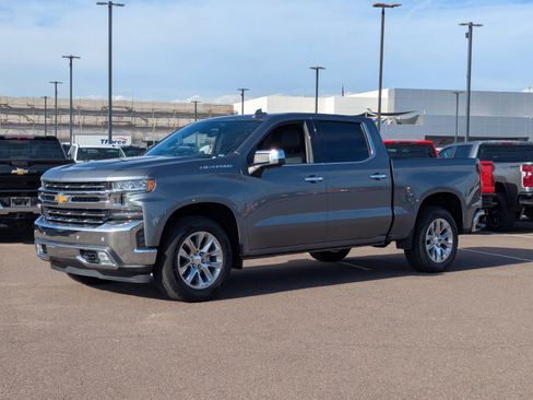 Certified 2022 Chevrolet Silverado 1500 LTZ w/ LTZ Premium Package image 2
