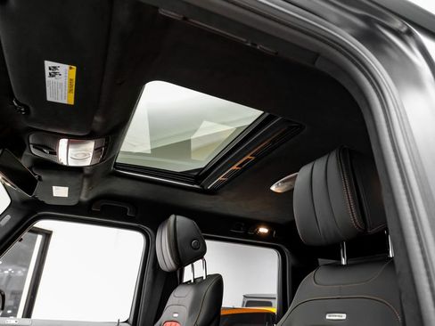 Used 2025 Mercedes-Benz G 63 AMG 4MATIC image 9