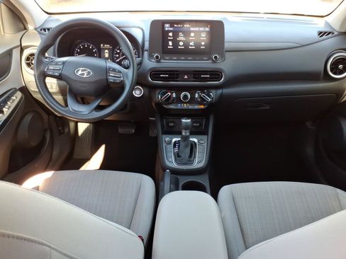 Used 2022 Hyundai Kona SEL FWD image 15