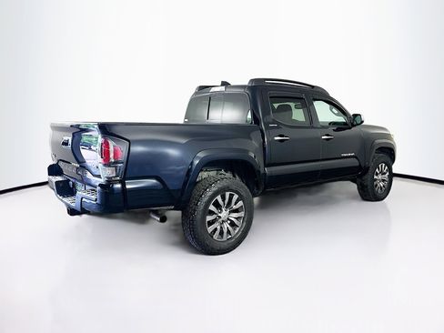 Used 2020 Toyota Tacoma Limited AWD/4WD image 9