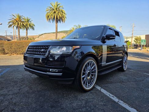Used 2013 Land Rover Range Rover Supercharged image 1