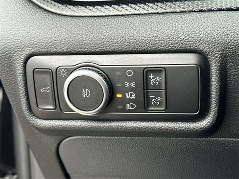 Used 2024 Ford Explorer ST-Line w/ Class IV Trailer Tow Package image 17