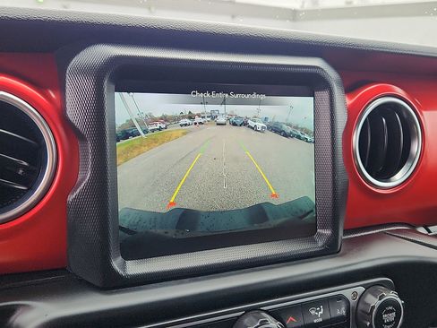 Used 2021 Jeep Wrangler Unlimited Rubicon image 10