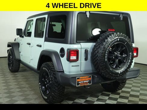 Used 2023 Jeep Wrangler Unlimited Sport AWD/4WD image 4