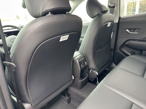 New 2026 Hyundai Kona SEL Premium image 17