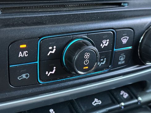 Used 2018 GMC Sierra 1500 SLT w/ SLT Premium Package image 31