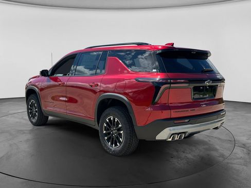 New 2026 Chevrolet Traverse Z71 w/ Enhanced Driving Package AWD/4WD image 6