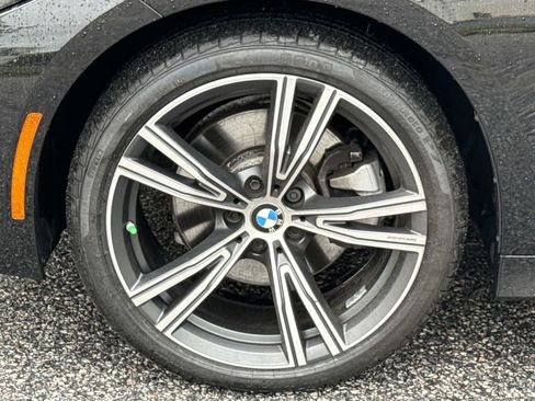 Certified 2024 BMW 330i xDrive Sedan w/ Premium Package AWD/4WD image 23