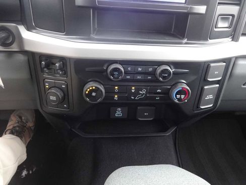 Used 2024 Ford F350 XLT image 18