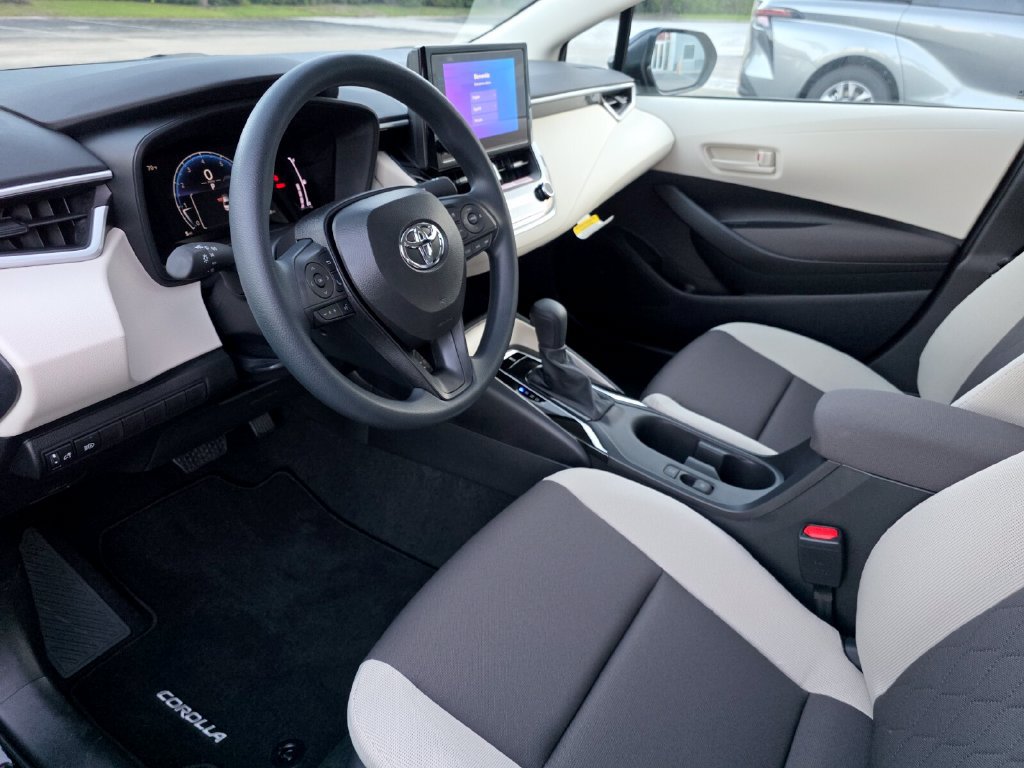New 2027 Toyota Corolla LE FWD image 25