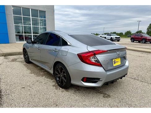 Used 2020 Honda Civic Sport image 2